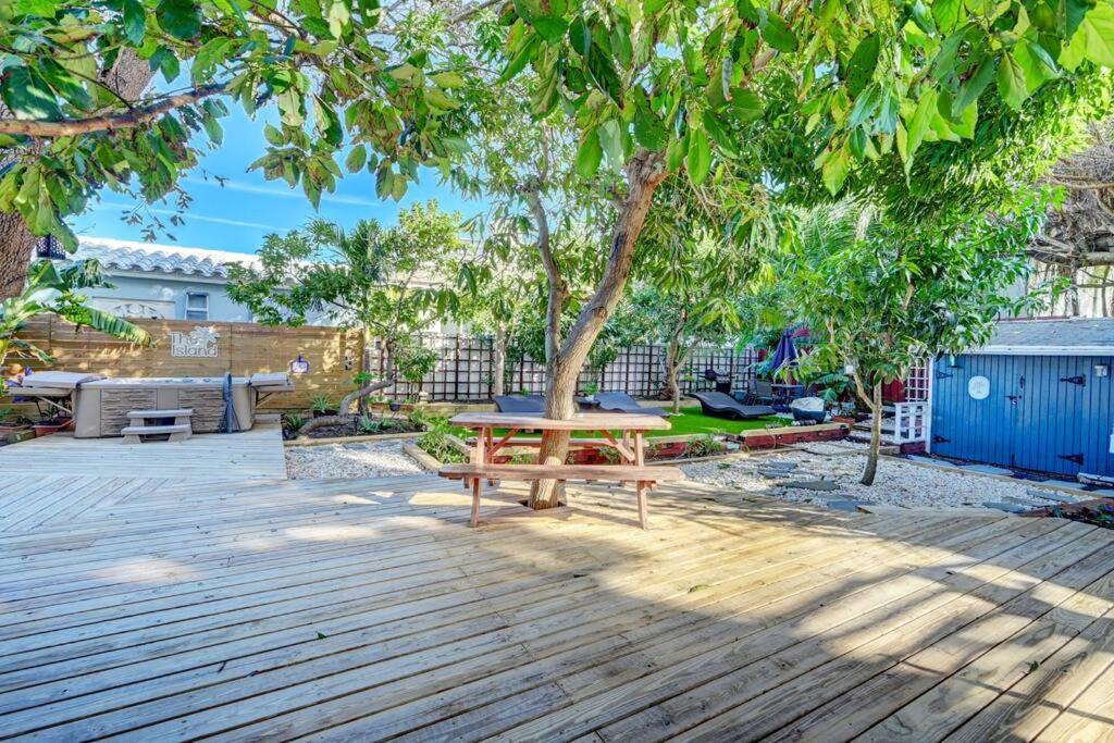 Garden Beach Studio @The Island Deerfield Beach Eksteriør bilde
